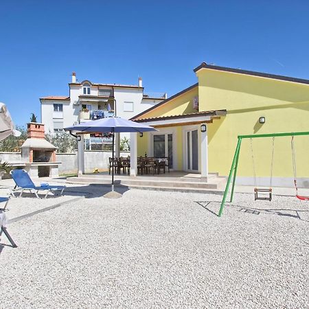Holiday House Valnessa Medulin Bagian luar foto